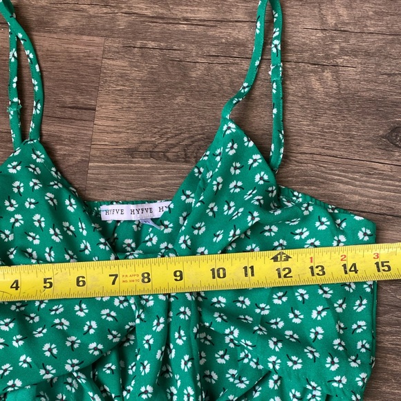 HYFVE Women’s Green Floral Short Jumpsuit Size M - Picture 7 of 10